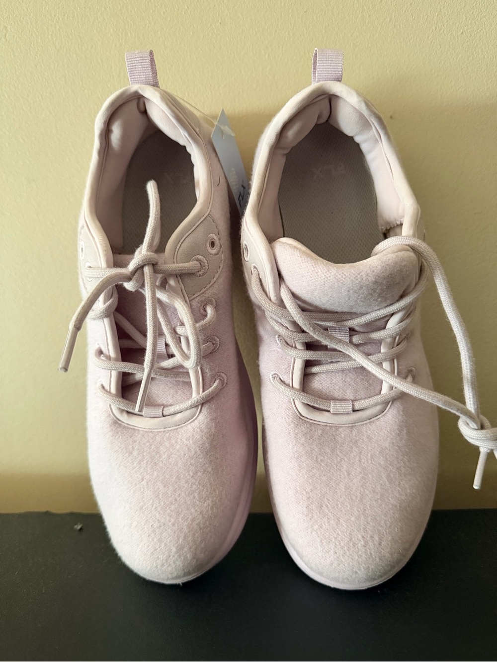 Light Blush Pink Women's Casual Sneakers